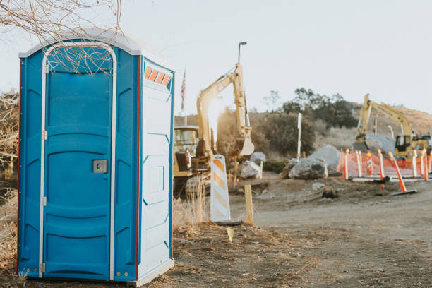 Best Best portable toilet rental  in Russell, KS