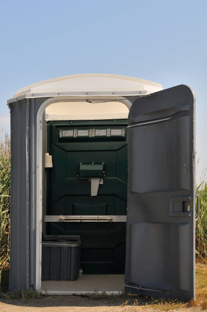 Best Portable restroom solutions  in Russell, KS